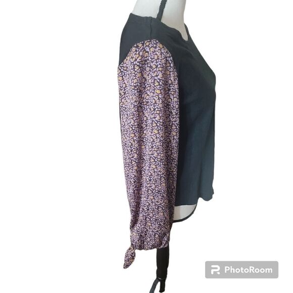 Anthropologie Mixed Media Top with Contrasting Sleeves. Size S. - Picture 6 of 12